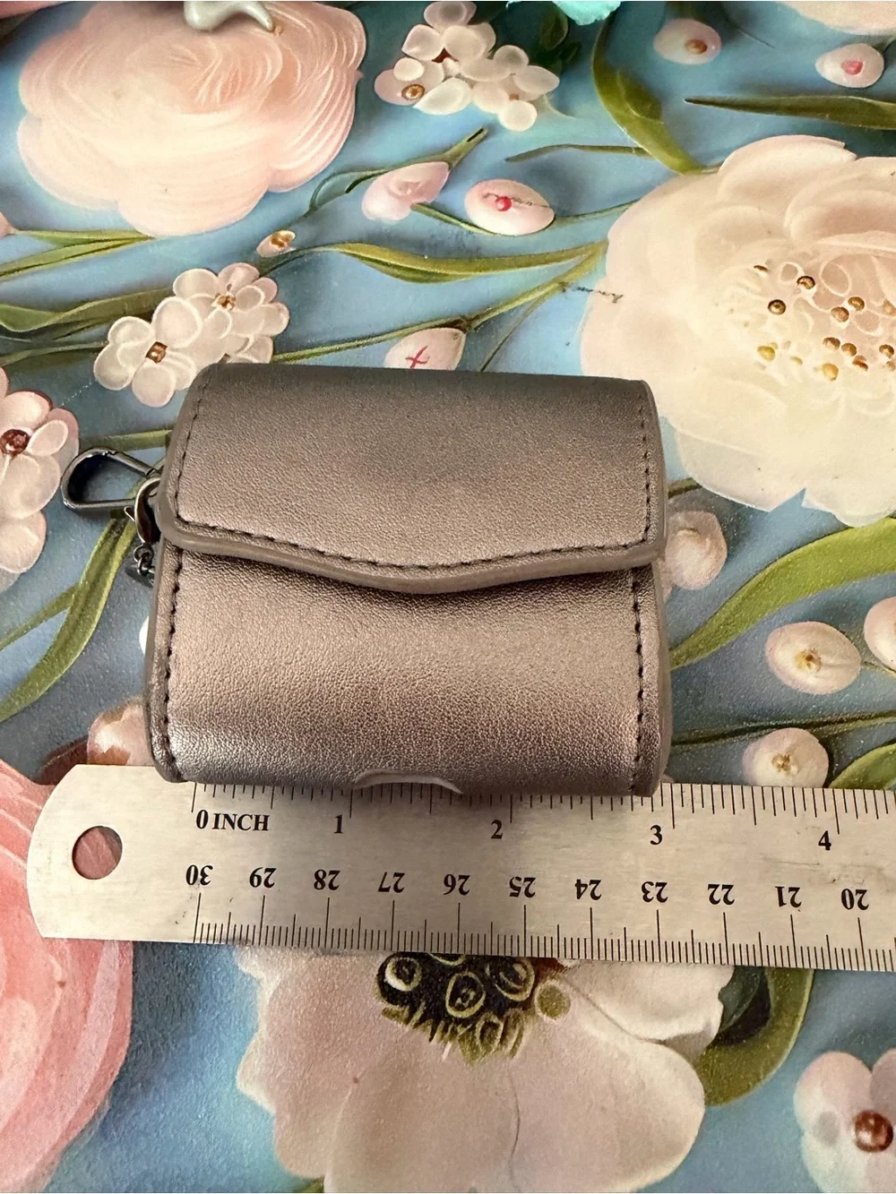 Metallic Gray Women’s Key Pouch with Charm